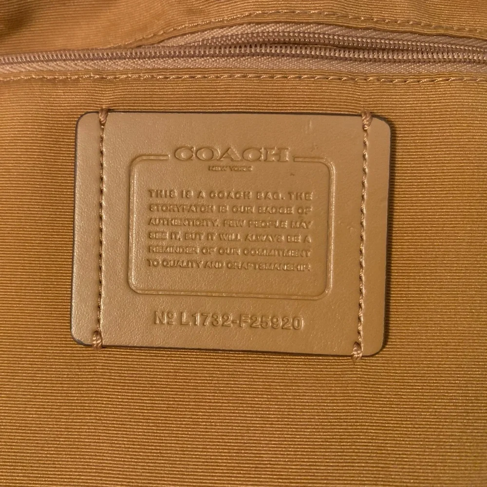 Coach checkered hearts purse and wallet set - Picture 9 of 16